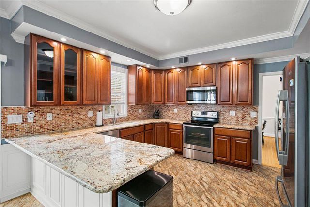 4724 POLE RD, Alexandria, VA 22309