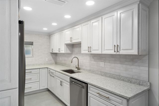 4105 TOPSAIL DRIVE, New Port Richey, FL 34652