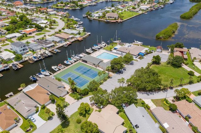 4105 TOPSAIL DRIVE, New Port Richey, FL 34652