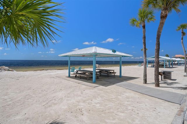 4105 TOPSAIL DRIVE, New Port Richey, FL 34652