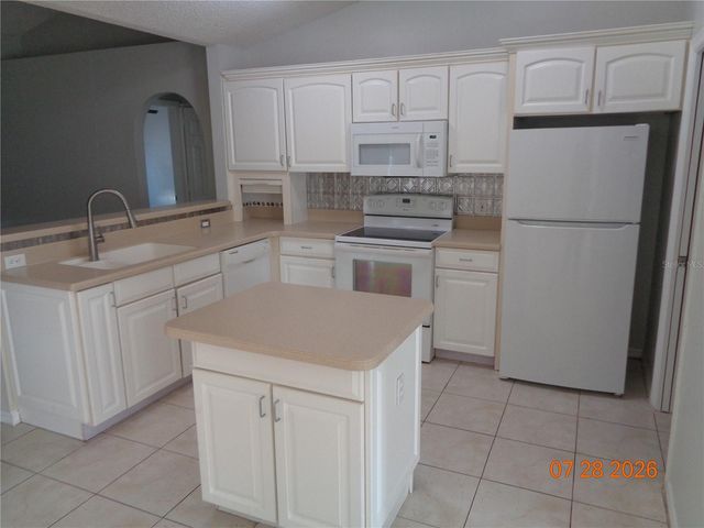 2610 GROVELAND AVENUE, Deltona, FL 32725