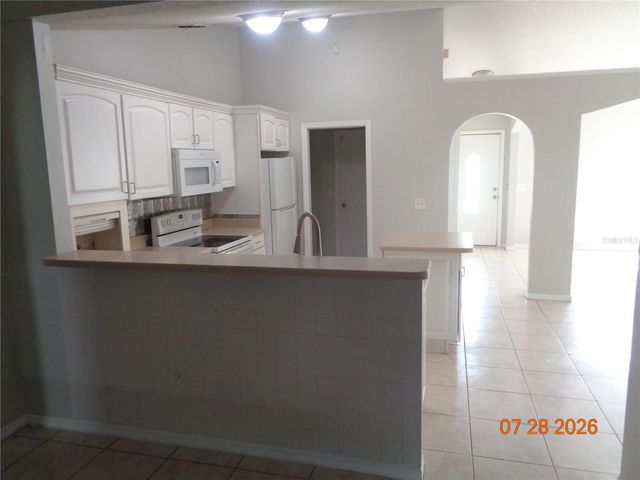 2610 GROVELAND AVENUE, Deltona, FL 32725