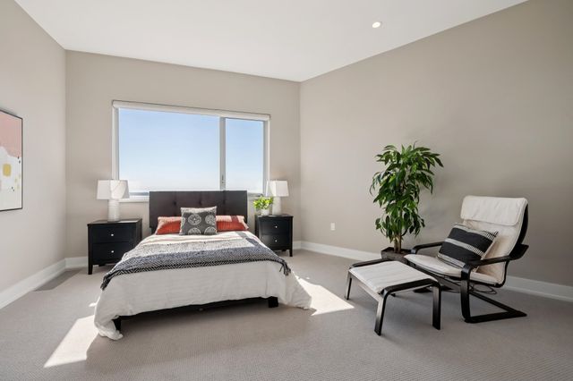 25 Diablo Dr, Oakland, CA 94611