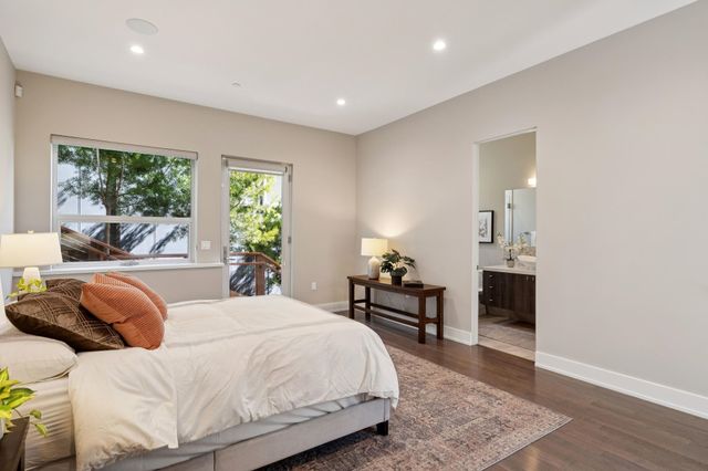 25 Diablo Dr, Oakland, CA 94611