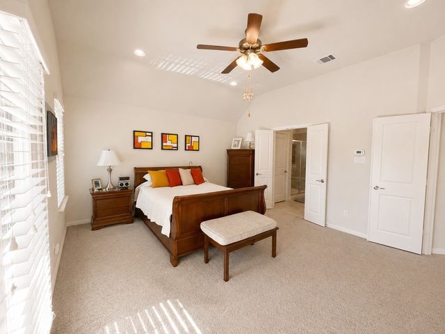 427 Renaissance Lane, Irving, TX 75060