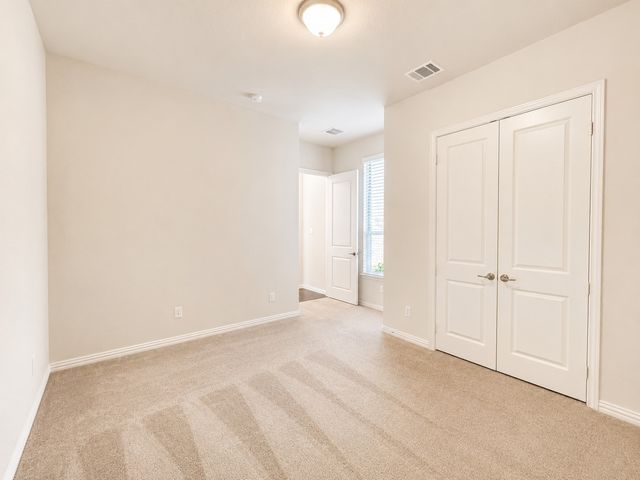 427 Renaissance Lane, Irving, TX 75060