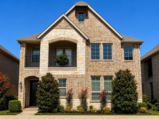 427 Renaissance Lane, Irving, TX 75060