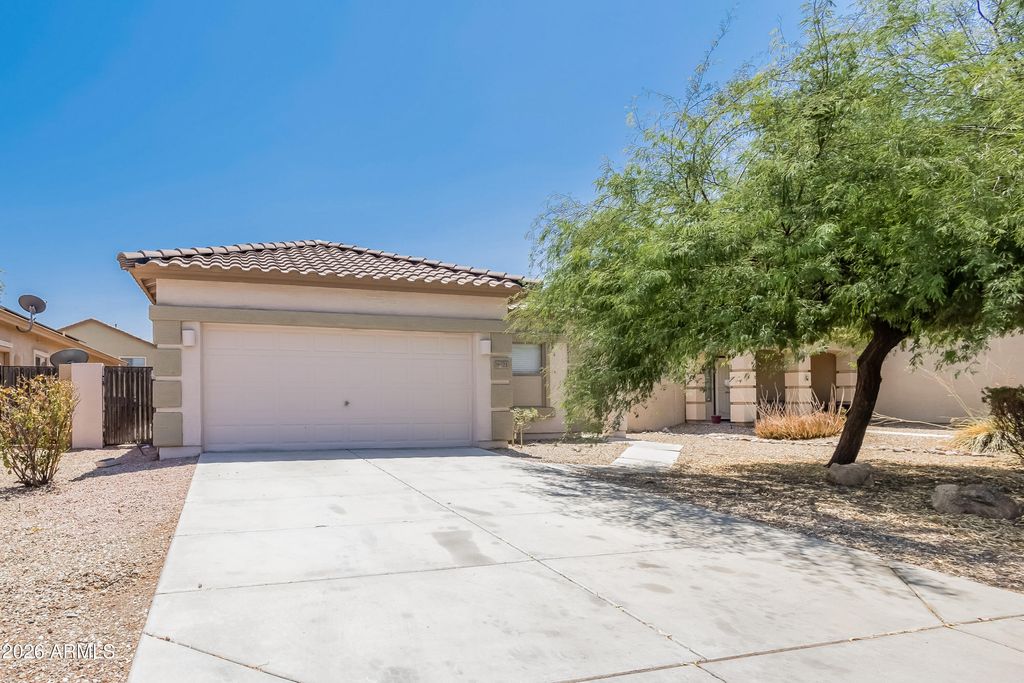 9921 W CHIPMAN Road, Tolleson, AZ 85353