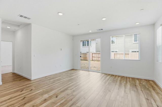 1496 Roebling St, Lincoln, CA 95648