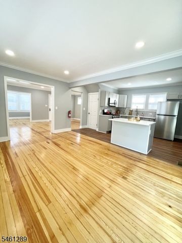315 East St, Bound Brook Boro, NJ 08805
