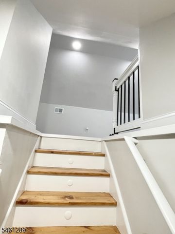315 East St, Bound Brook Boro, NJ 08805