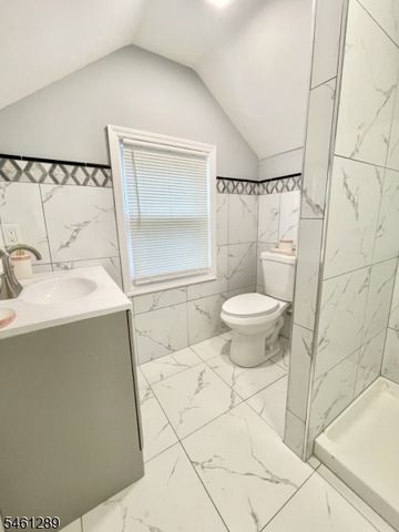 315 East St, Bound Brook Boro, NJ 08805