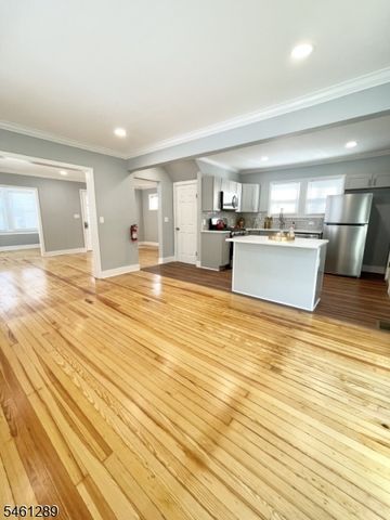 315 East St, Bound Brook Boro, NJ 08805
