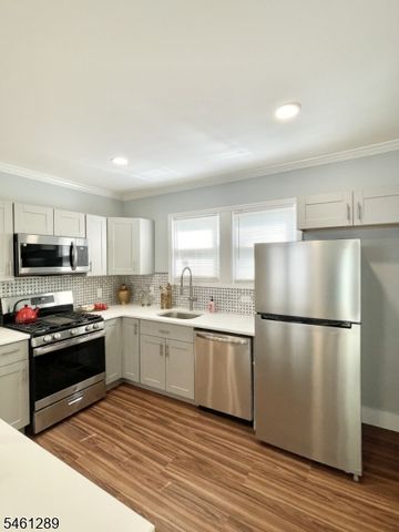 315 East St, Bound Brook Boro, NJ 08805