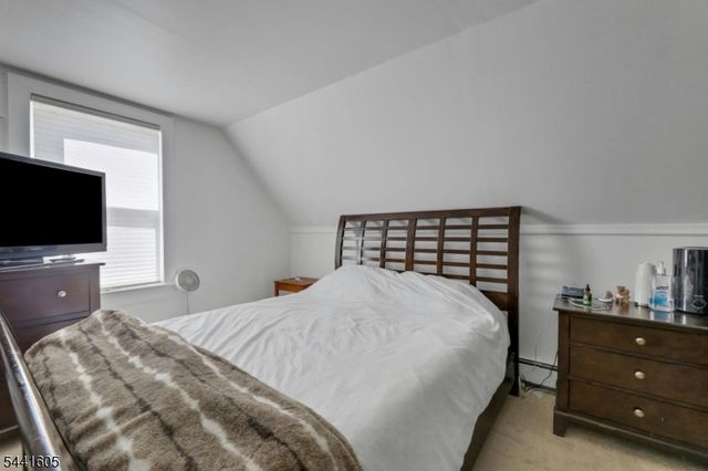 20 Harding Ave, Pompton Lakes Boro, NJ 07442