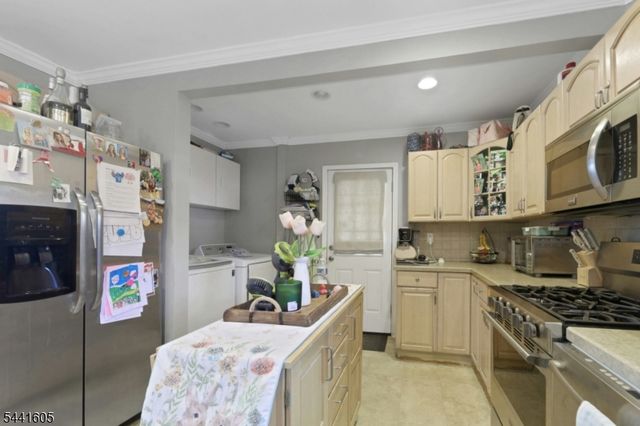 20 Harding Ave, Pompton Lakes Boro, NJ 07442
