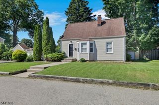 20 Harding Ave, Pompton Lakes Boro, NJ 07442