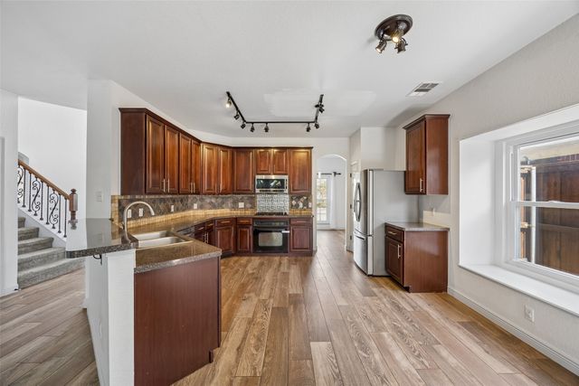 5525 Riverview Drive, The Colony, TX 75056