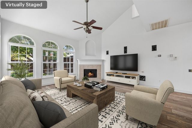 5525 Riverview Drive, The Colony, TX 75056