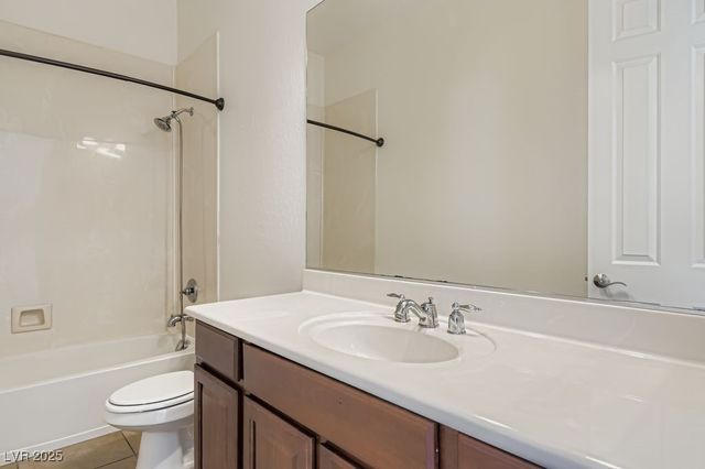 8635 Killians Greens Drive, Las Vegas, NV 89131