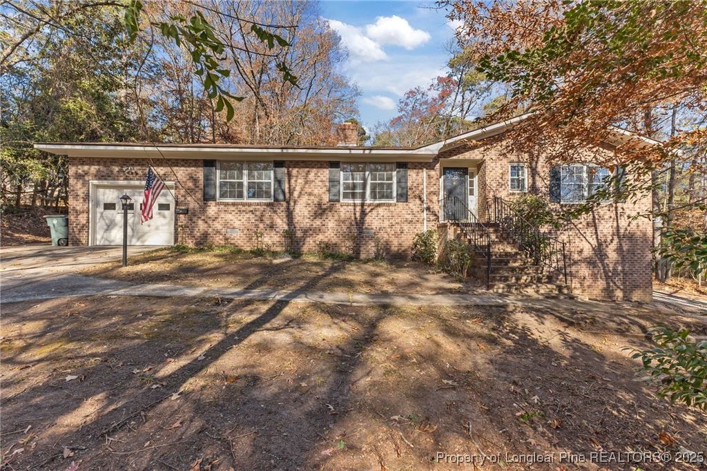 413 & 417 Sherman Drive, Fayetteville, NC 28301 — exterior