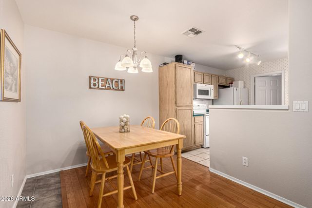 1633 E LAKESIDE Drive 161, Gilbert, AZ 85234