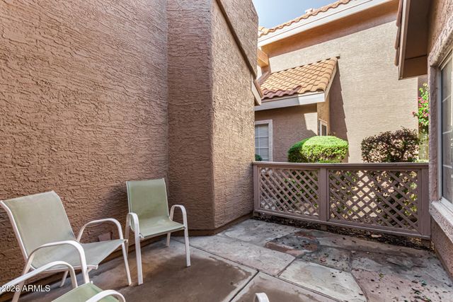 1633 E LAKESIDE Drive 161, Gilbert, AZ 85234