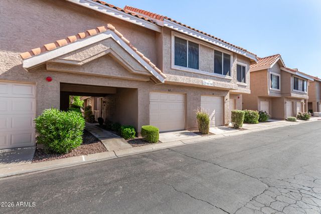 1633 E LAKESIDE Drive 161, Gilbert, AZ 85234