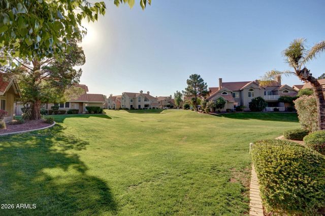 1633 E LAKESIDE Drive 161, Gilbert, AZ 85234
