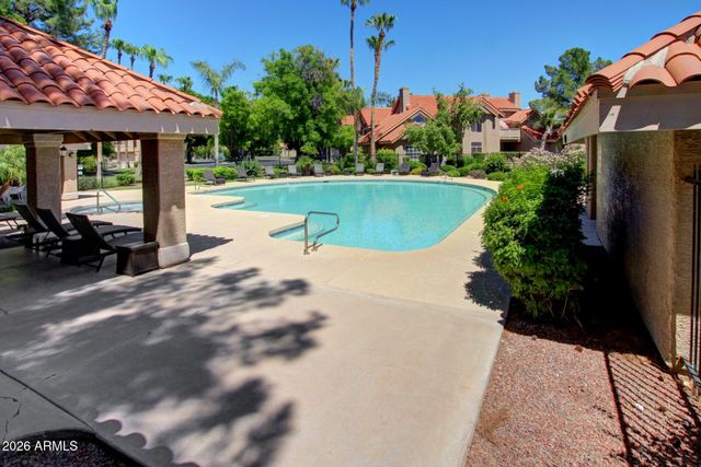 1633 E LAKESIDE Drive 161, Gilbert, AZ 85234