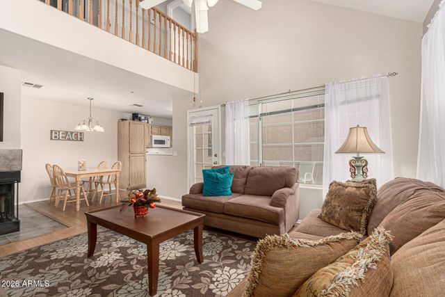 1633 E LAKESIDE Drive 161, Gilbert, AZ 85234