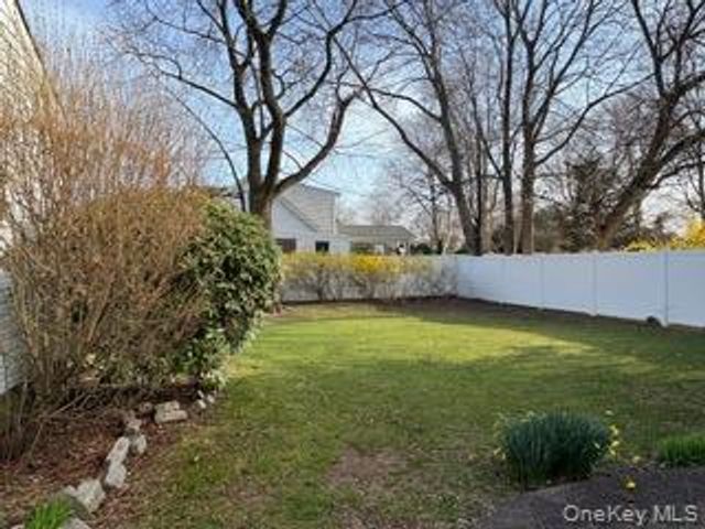 12 Fairlee Drive, East Northport, NY 11731