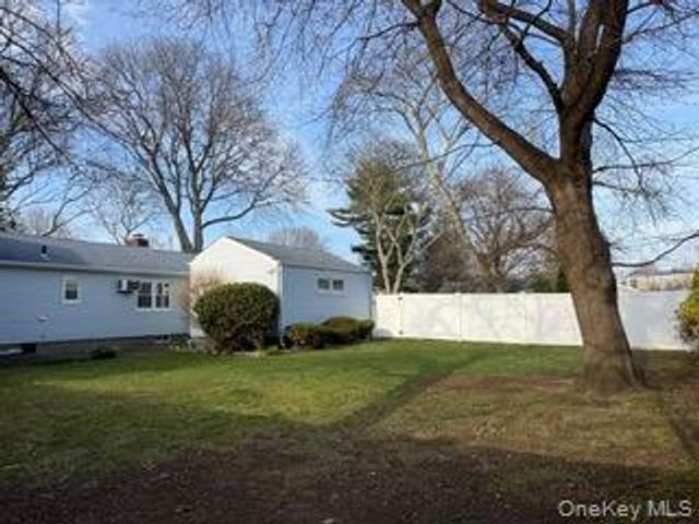 12 Fairlee Drive, East Northport, NY 11731