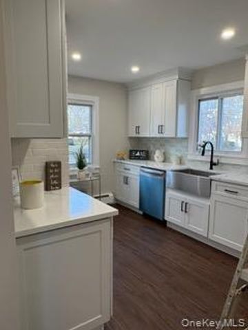 12 Fairlee Drive, East Northport, NY 11731