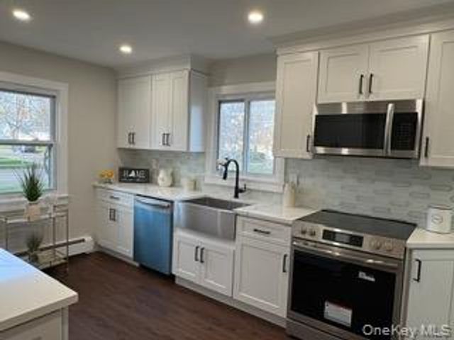 12 Fairlee Drive, East Northport, NY 11731