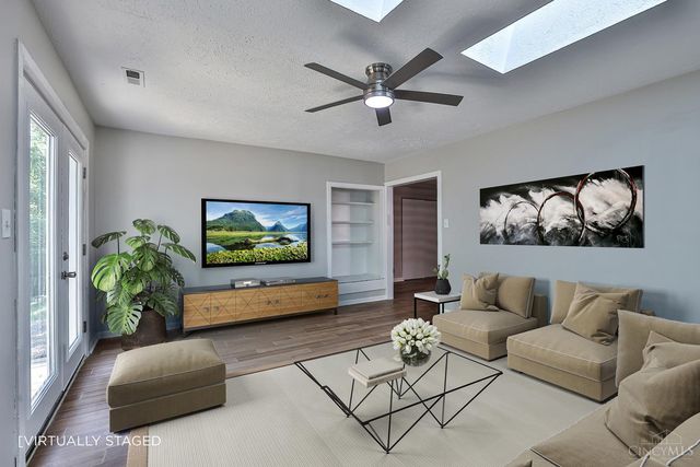 958 Hollytree Drive, Springfield Twp., OH 45231