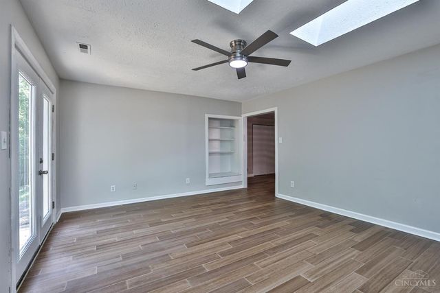 958 Hollytree Drive, Springfield Twp., OH 45231