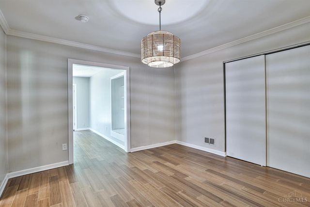 958 Hollytree Drive, Springfield Twp., OH 45231