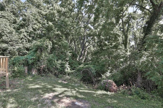 958 Hollytree Drive, Springfield Twp., OH 45231