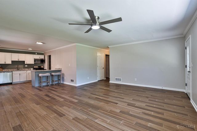 958 Hollytree Drive, Springfield Twp., OH 45231