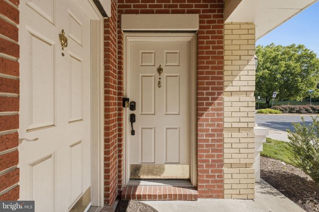 22661 SETTLERS TRAIL TER, Brambleton, VA 20148