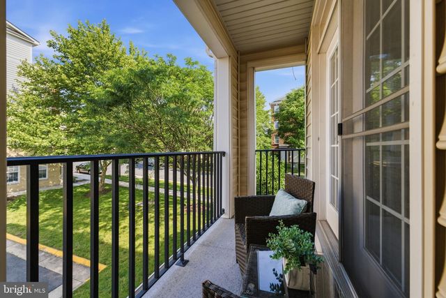 22661 SETTLERS TRAIL TER, Brambleton, VA 20148