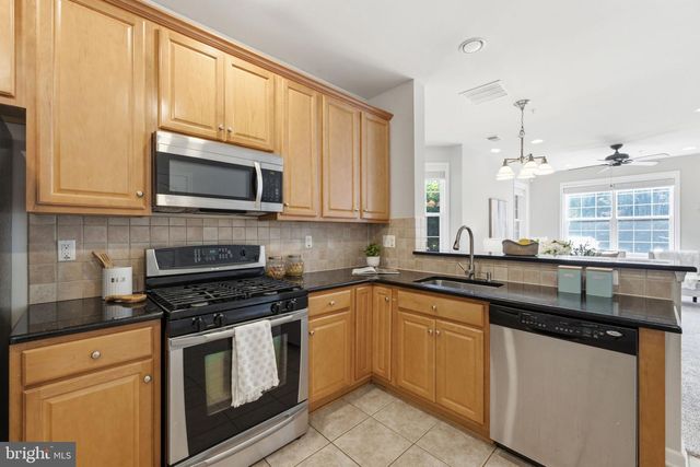 22661 SETTLERS TRAIL TER, Brambleton, VA 20148
