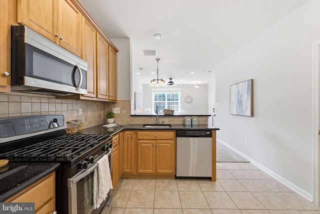 22661 SETTLERS TRAIL TER, Brambleton, VA 20148