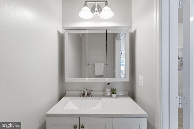 22661 SETTLERS TRAIL TER, Brambleton, VA 20148