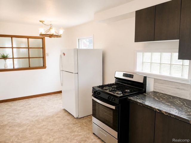 6639 Miller Road, Dearborn, MI 48126