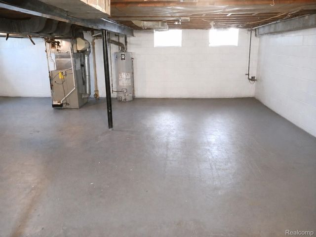 6639 Miller Road, Dearborn, MI 48126