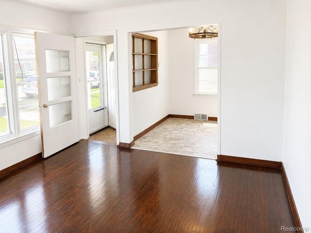 6639 Miller Road, Dearborn, MI 48126