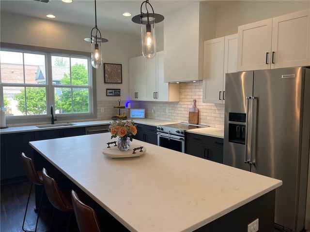 1223 Oxley Place NW, Atlanta, GA 30307