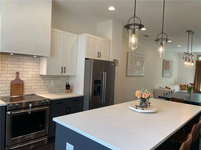 1223 Oxley Place NW, Atlanta, GA 30307